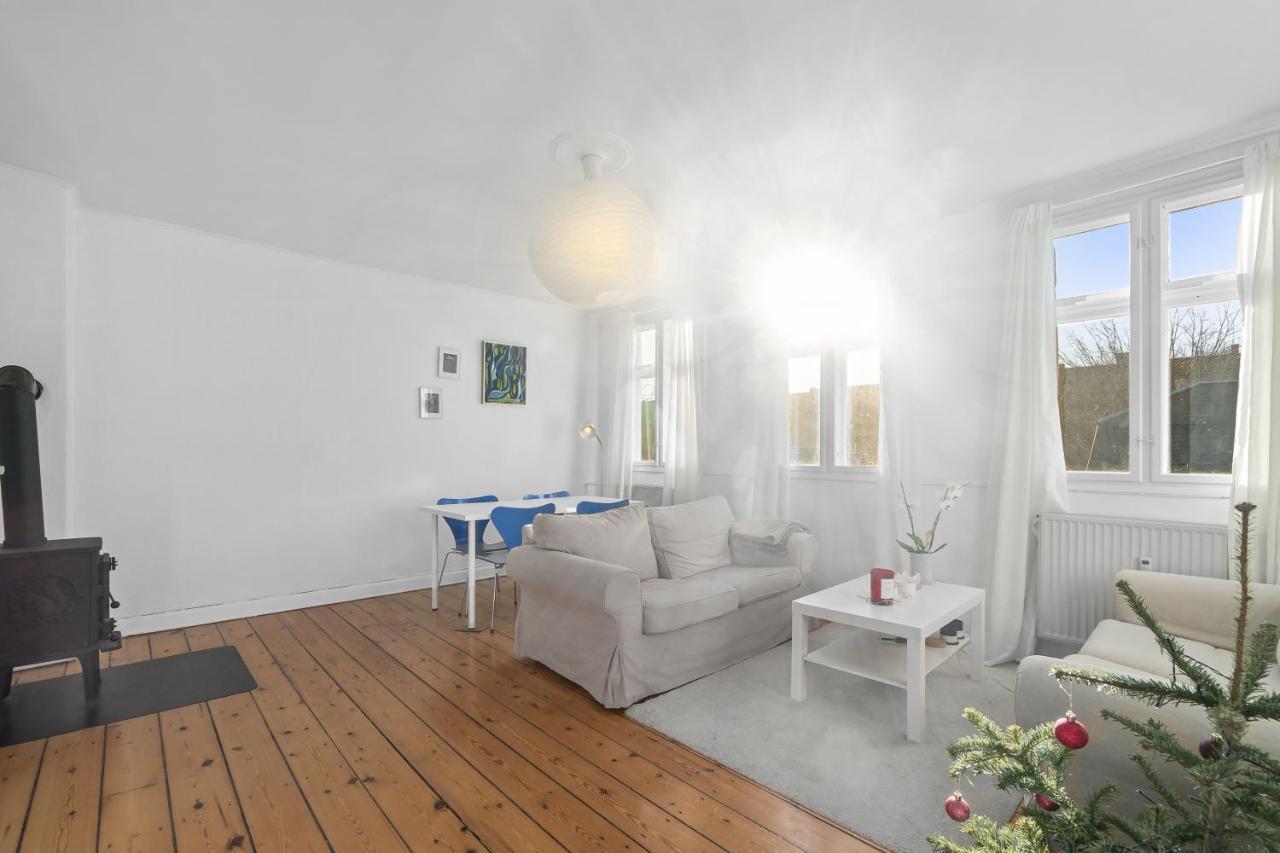 Rooms In Quiet White Villa Apartment Hortensiavej 8 On Frederiksberg C Copenhaga Exterior foto