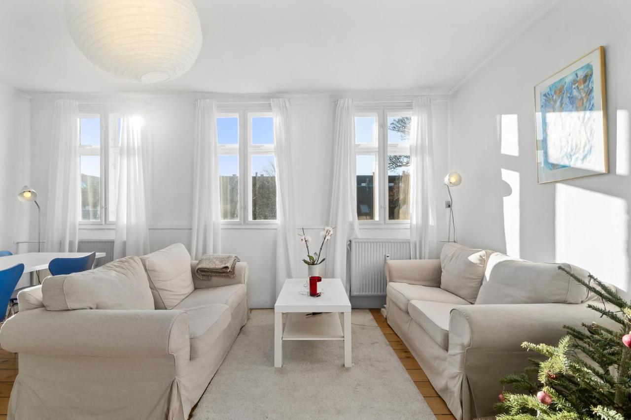 Rooms In Quiet White Villa Apartment Hortensiavej 8 On Frederiksberg C Copenhaga Exterior foto